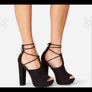 Black heel wrap up laces
